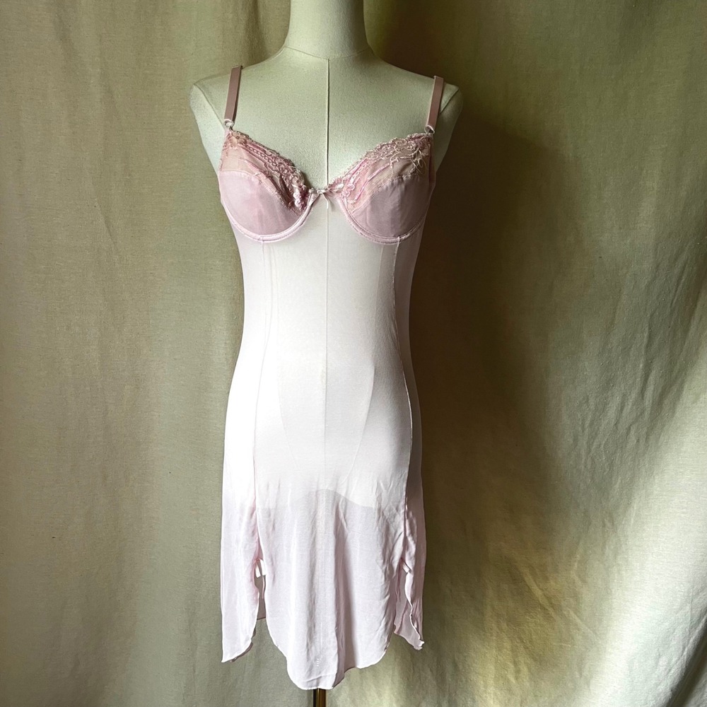 Vintage Pink Sheer Lace Underwire Full Slip Chemise Nightgown‎ 34B